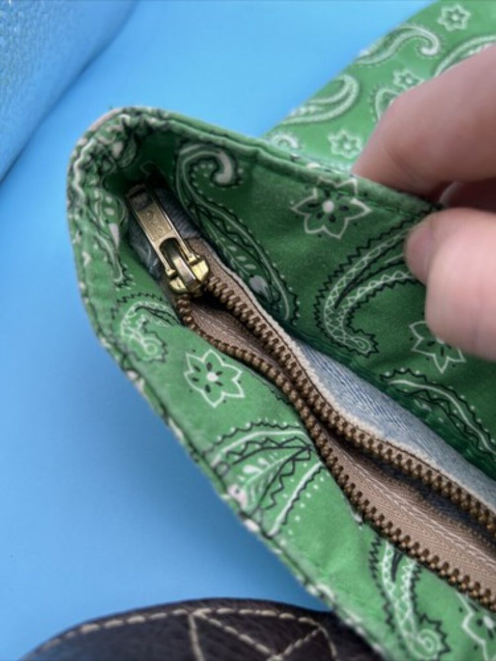 NEIMAN MARCUS GREEN PURSE Paisley Swirl Design Print Large Tote Bag W Handles - Picture 7 of 9